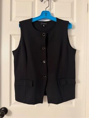 Rafaella Classic Black Sleeveless Button Vest
